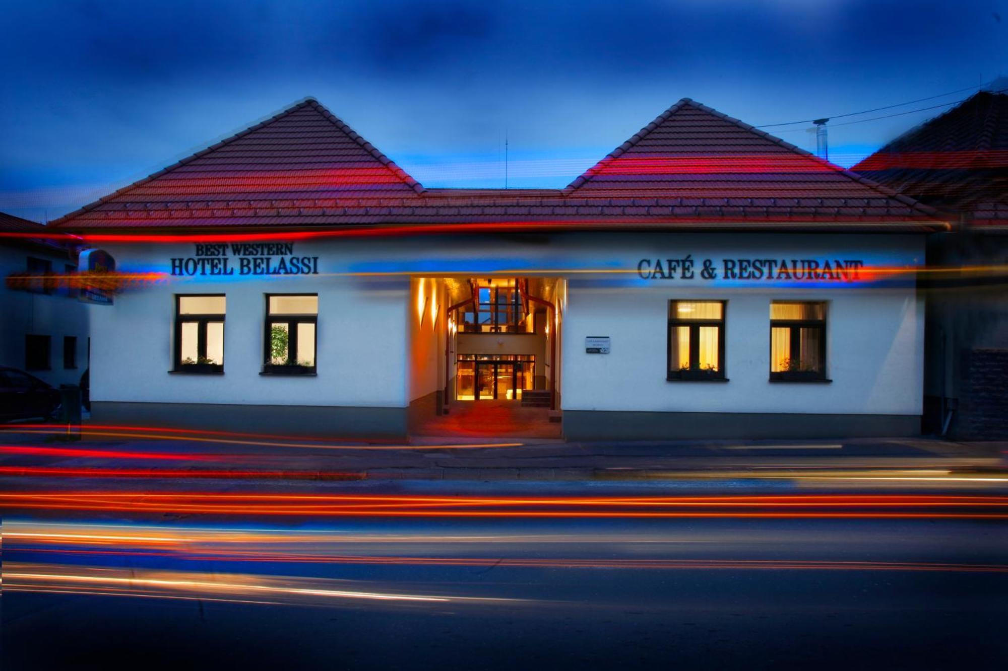 Hotel Belassi Бойнице Екстериор снимка