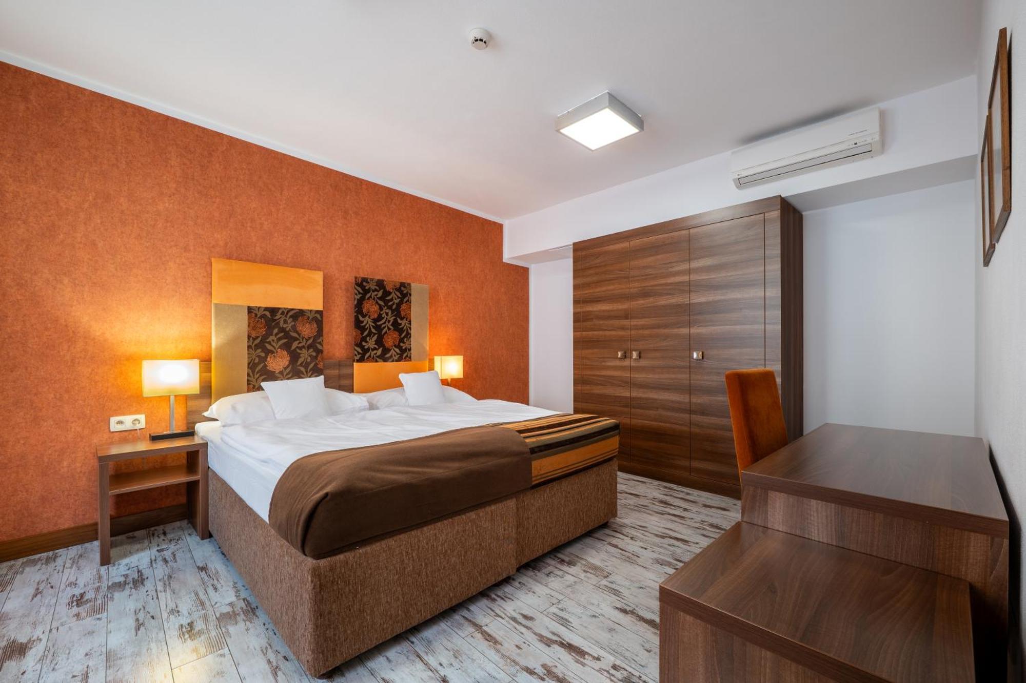 Hotel Belassi Бойнице Екстериор снимка